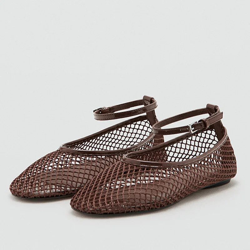 Sandales plates confortables pour femme à bout rond avec boucle, design tendance, ajourées et respirantes en maille
