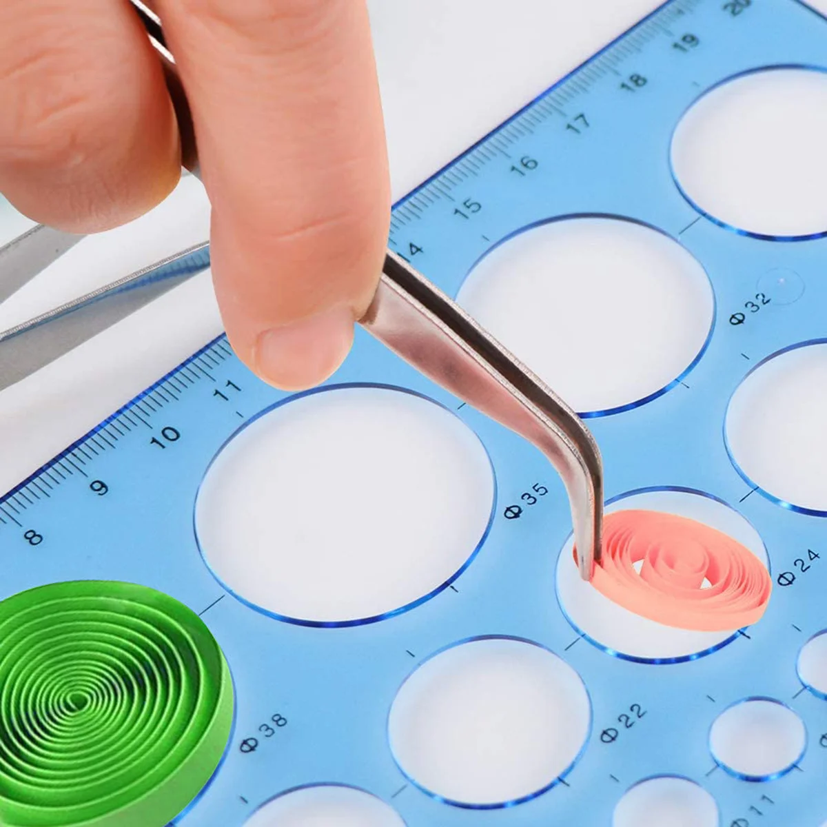 

8Pcs DIY Quilling Kit Includes Ruler Comb Tweezers Pen for Paper Craft Art Projects Quilling Tools and Supplies Set