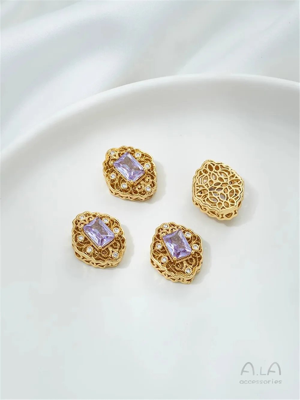 14K Gold-wrapped Geometric Lace Porous Bead Diy Single Row Double Row Multi-row Pearl Jewelry Accessories