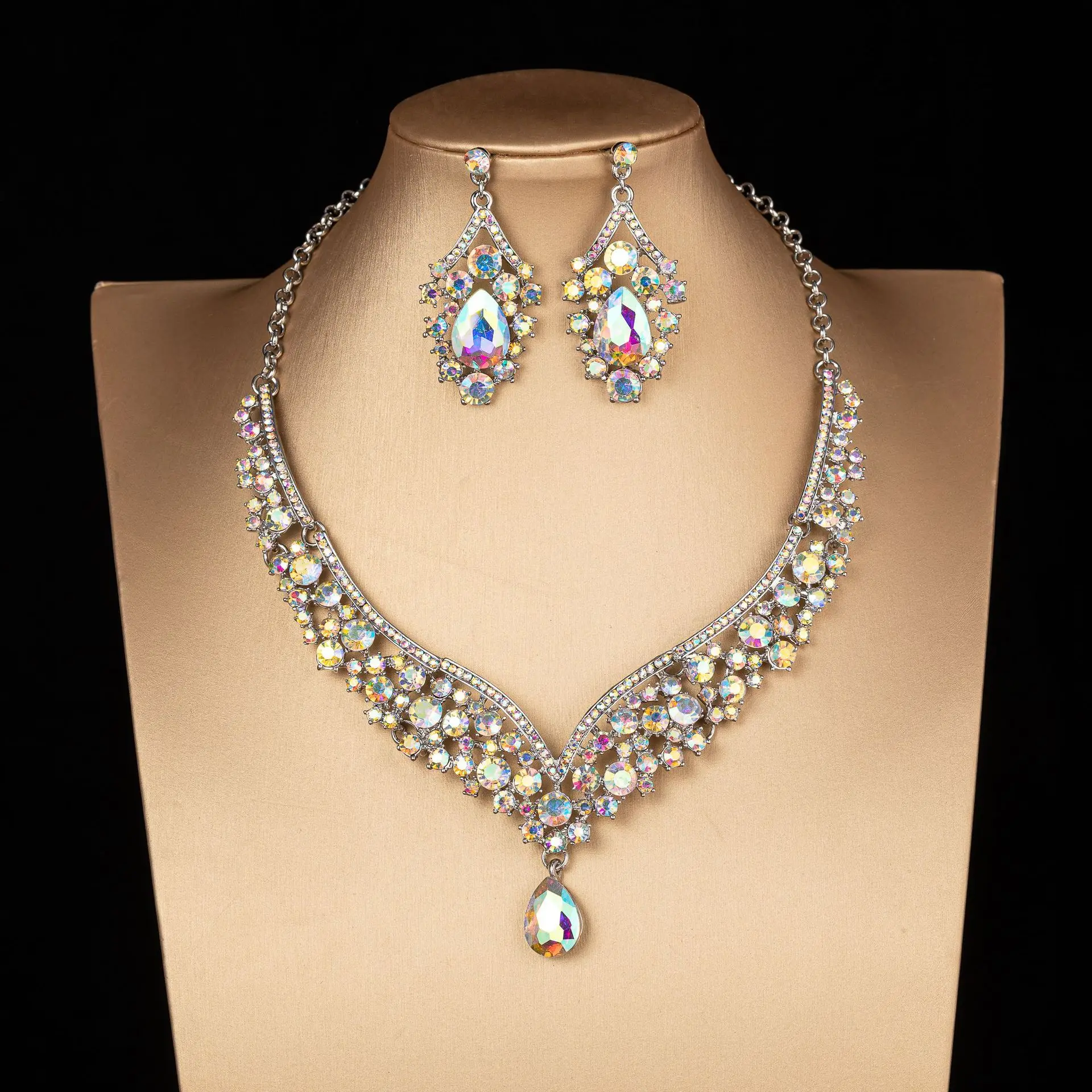 Luxury Crystal AB Color Choker Necklace Earrings Set Rhinestone Bridal Jewelry Sets for Bride Wedding Party Costume Bijoux Femme