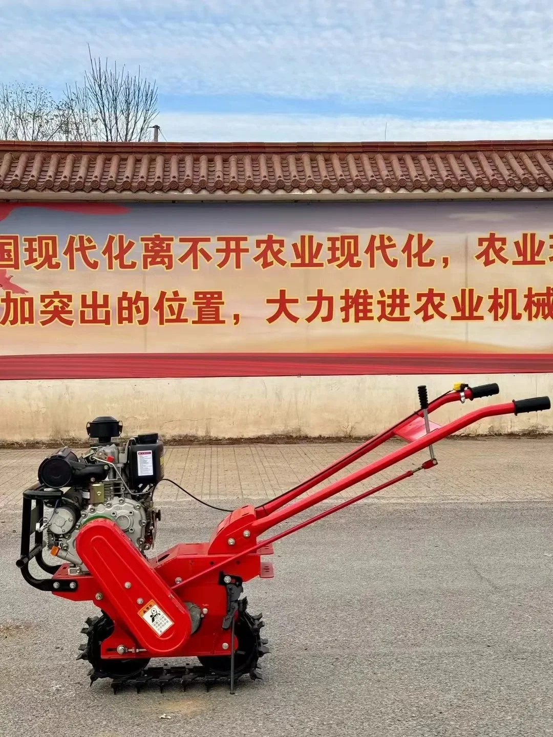 Small Power Tiller Cultivating Machine Rotary Micro Tiller Cultivator Mini Plough Tillage Machine With 7HP Gasoline Engine