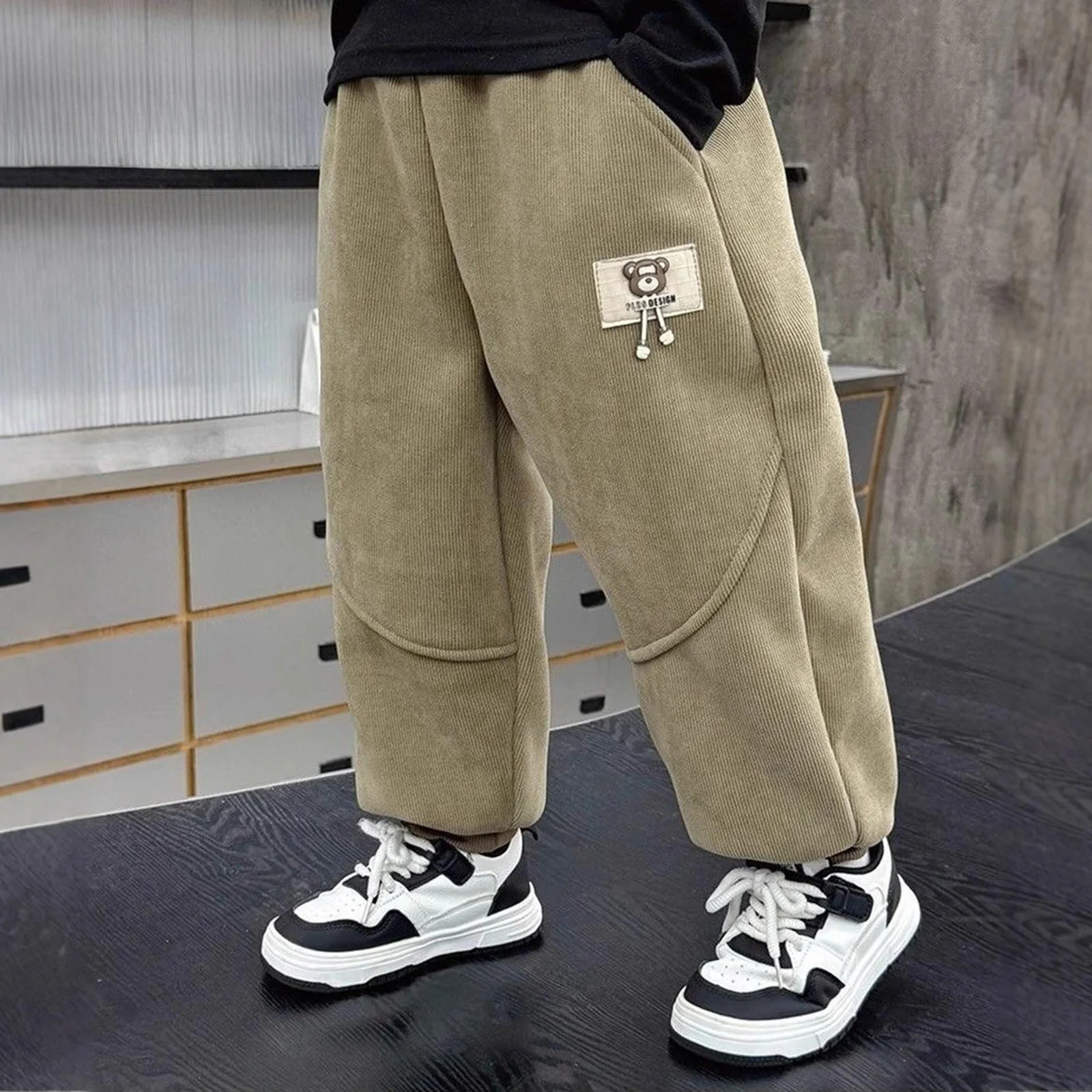 

Children Fleece Trousers Boys Fashion Sportswear Small And Medium Sized Versatile Corduroy Long Pants Streetwear Trousers New