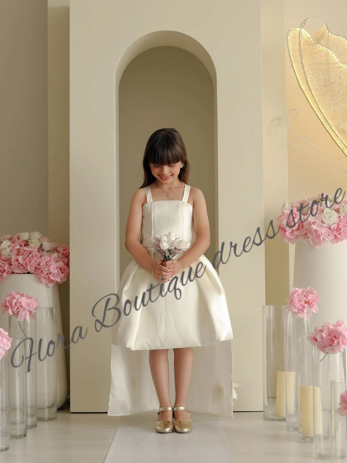 فستان فتاة الزهور الأنيق البسيط باللون العاجي من الساتان لحفلات الزفاف وحفلات الاستقبال الرسمية والاحتفالات والعطلات للفتيات الصغيرات حسب الطلب #2