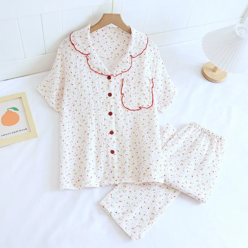 Spring and summer new women\'s pajamas short-sleeved trousers two-piece set 100% cotton crepe small floral simple homewear suit