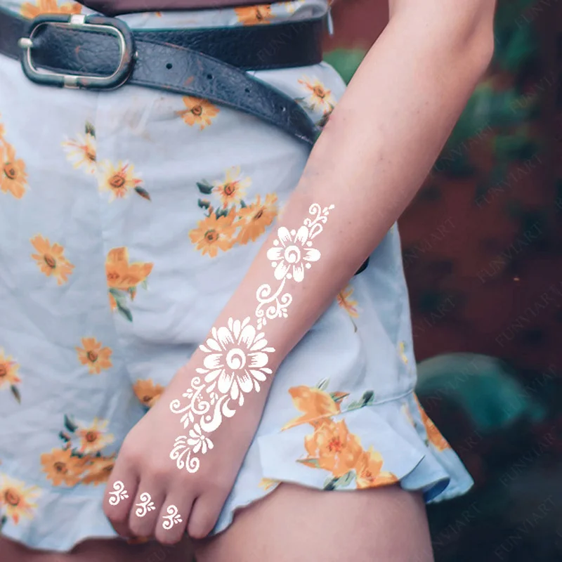 Henna Tattoo Stencils Reusable Painting Stencil for Hand Body Art Flower Temporary Tattoo Template Sleeve Wedding Bride Beauty