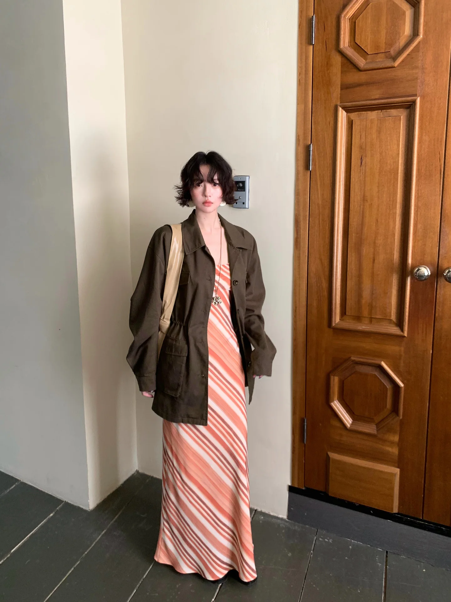 

Retro Sle ort Jaet Single Button Cotton Hong Kong Sle Windbreaker Coat Women's Straight Leg Fit Autumn Outerwear