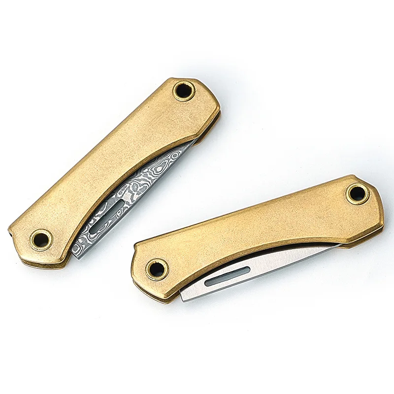 Nuovo Coltello pieghevole J211 D2/Lama di Damasco Manico in ottone Campeggio Survial Caccia all'aperto Coltelli tascabili tattici EDC Multitool