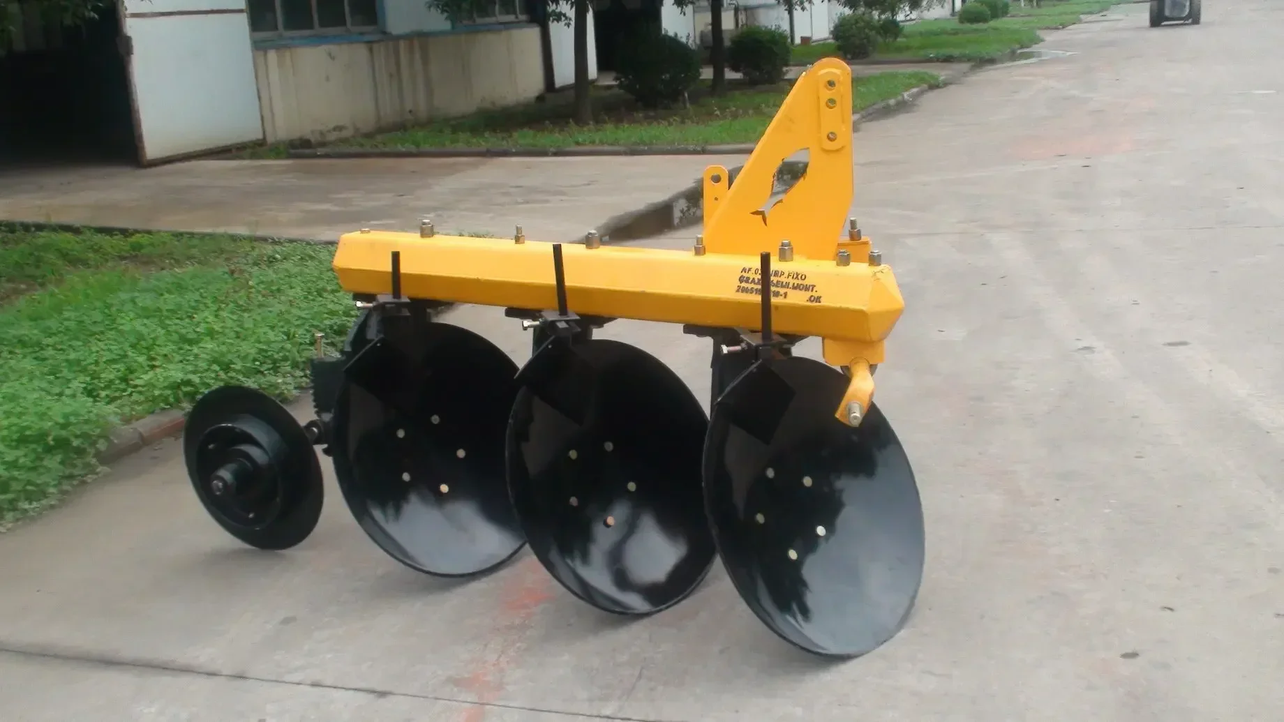 agricultural plow tractor disc plough