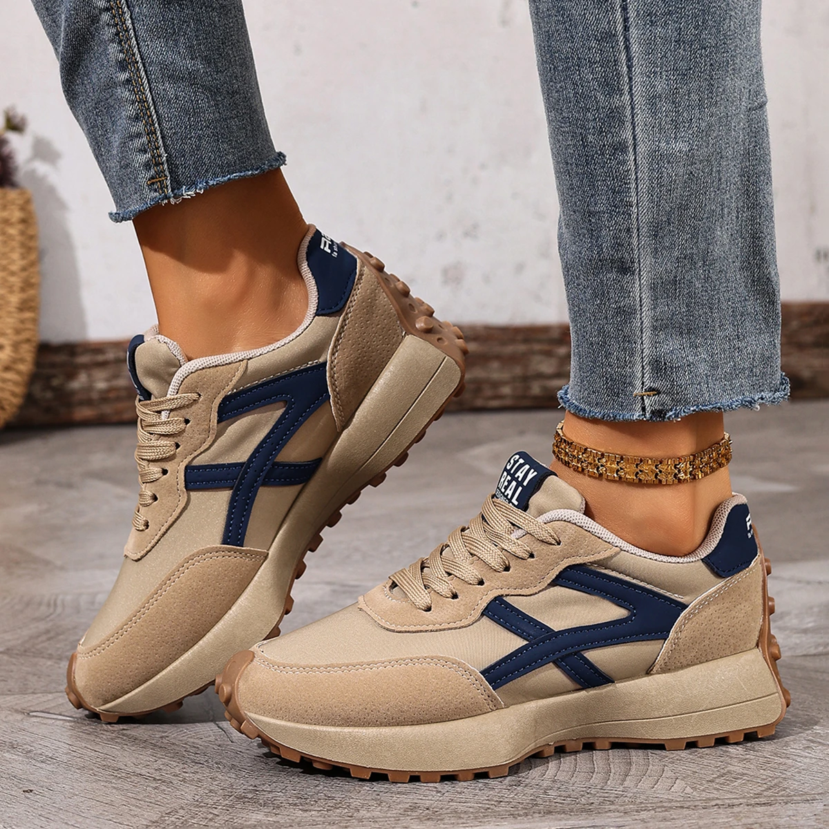 2025 Neue Damen-Sneaker Frühling Casual Schnür-Sportschuhe Luxus-Plattform Rutschfeste Laufschuhe Damen Zapatos De Mujer – Detail 3