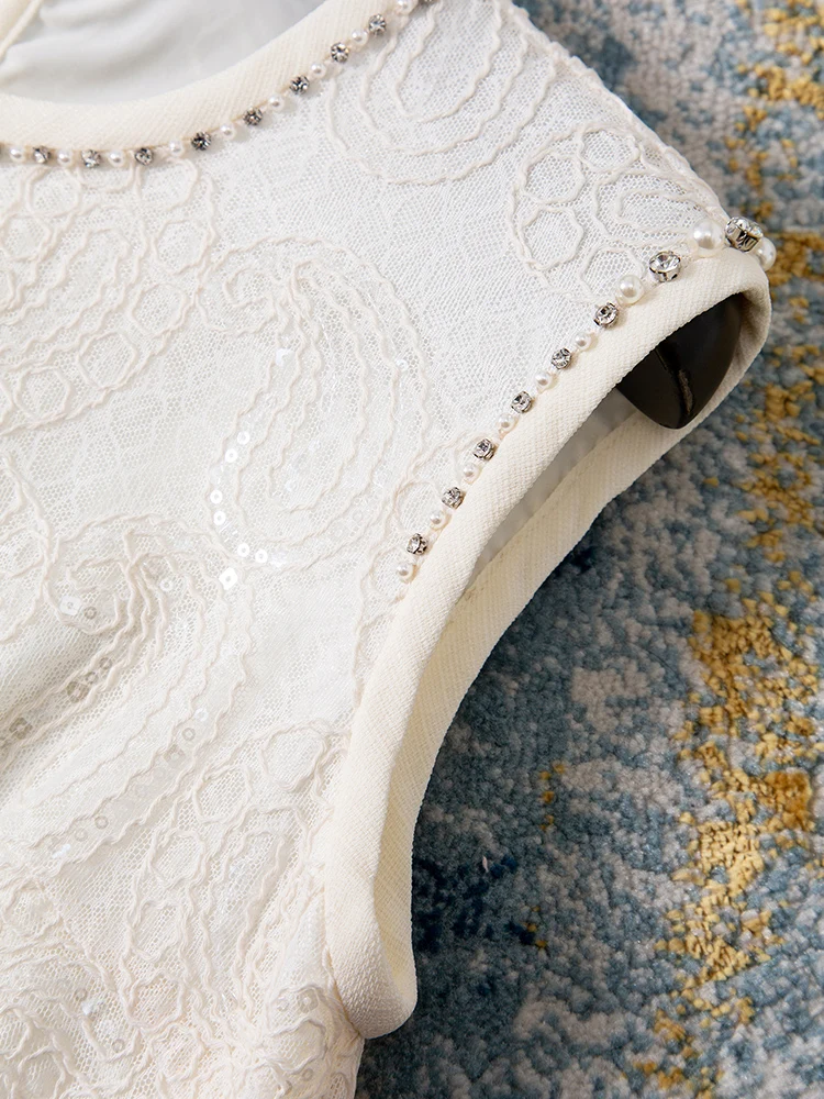 فستان صيفي فرنسي أنيق للصناعة الثقيلة مطرز بالترتر ورقبة دائرية بدون أكمام فستان قصير فضفاض مستقيم من الدانتيل للنساء