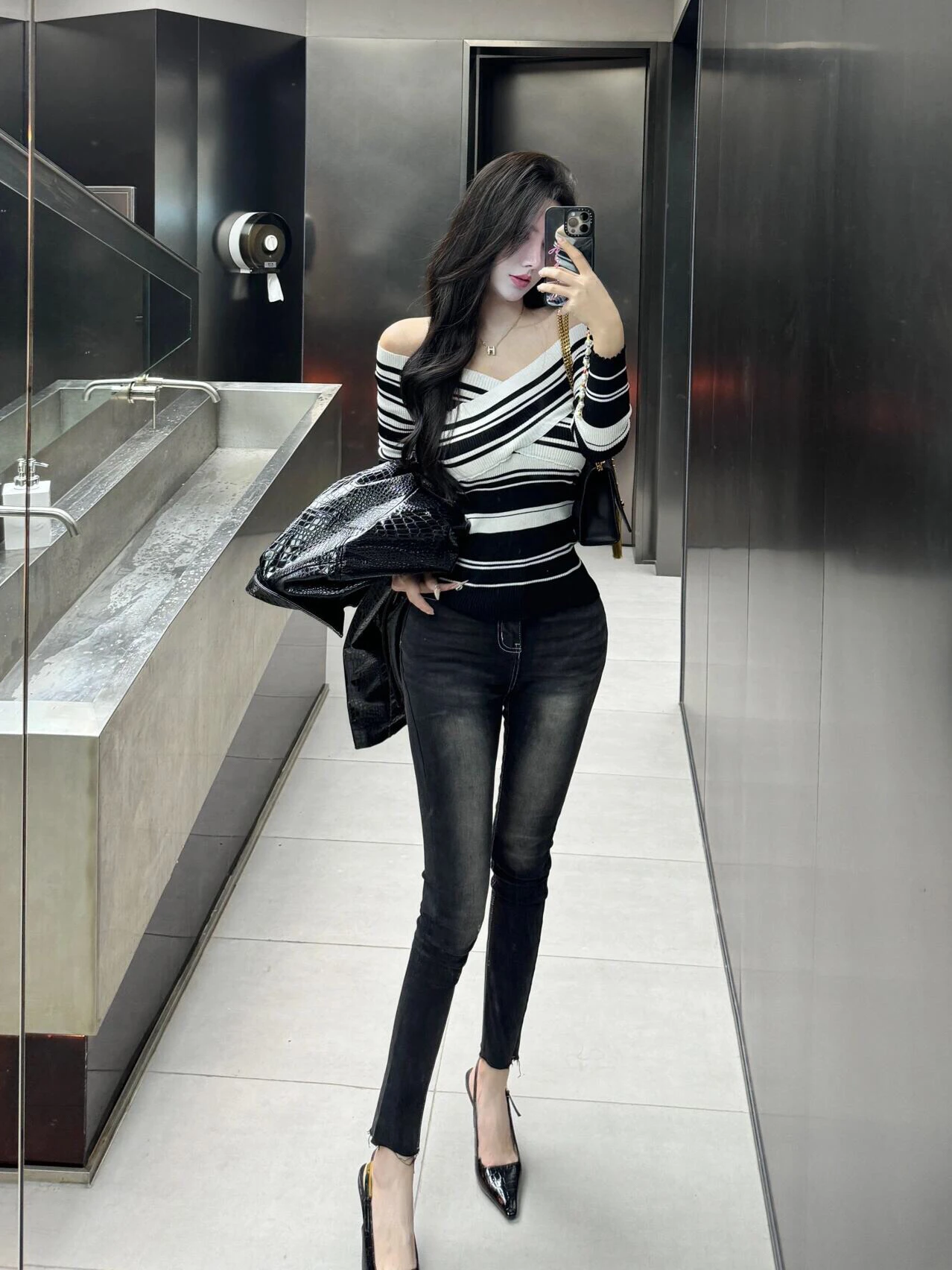 

High Waist Nine Points Elastic Wear Resistant Jeans High Waist Frayed Korean Sle Commute Bla Denim Women's Pants