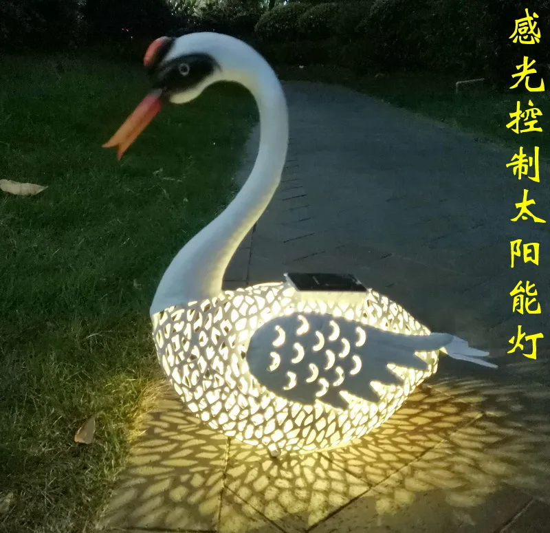 Cross-border hot-selling Western-style garden courtyard outdoor lawn glowing ironwork animal swan ornament solar light