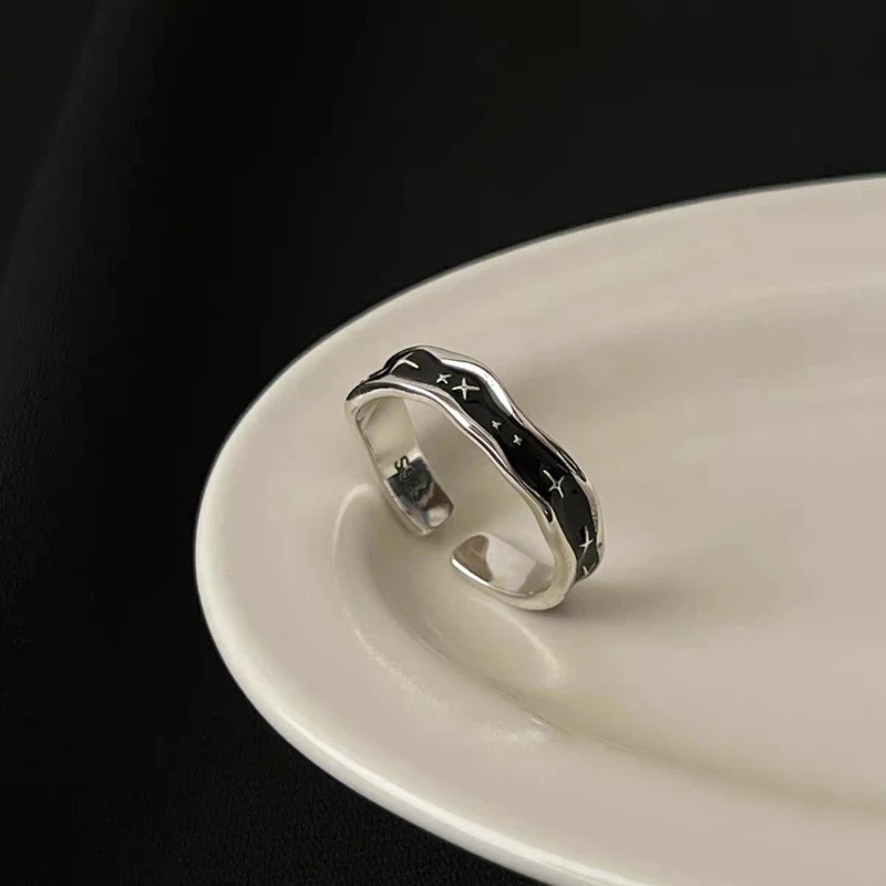 Irregular Star Shaped Black Glazing Ring Korean Version Fashionable High End Gift for Girls 925 Sterling Silver Ring for Women