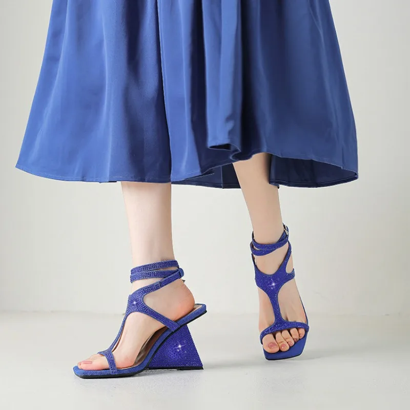 2026 Summer Women's Open Toed Sandals with Loop Buckle Design Handmade Sexy Shoes, Suitable for Date and Dinner Wearing