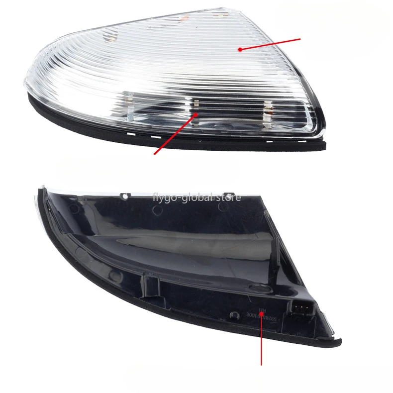 Suitable for Dodge RAM68064948AA 68064949AA turn signal reversing mirror light