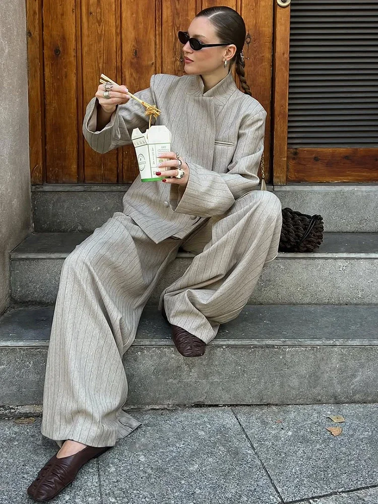 

Elegant Fashion Striped Long Sleeve Suit Set Lady High Waist Straight Leg Pants Suit 2025 New Autumn With Buckle Two-piece Sets