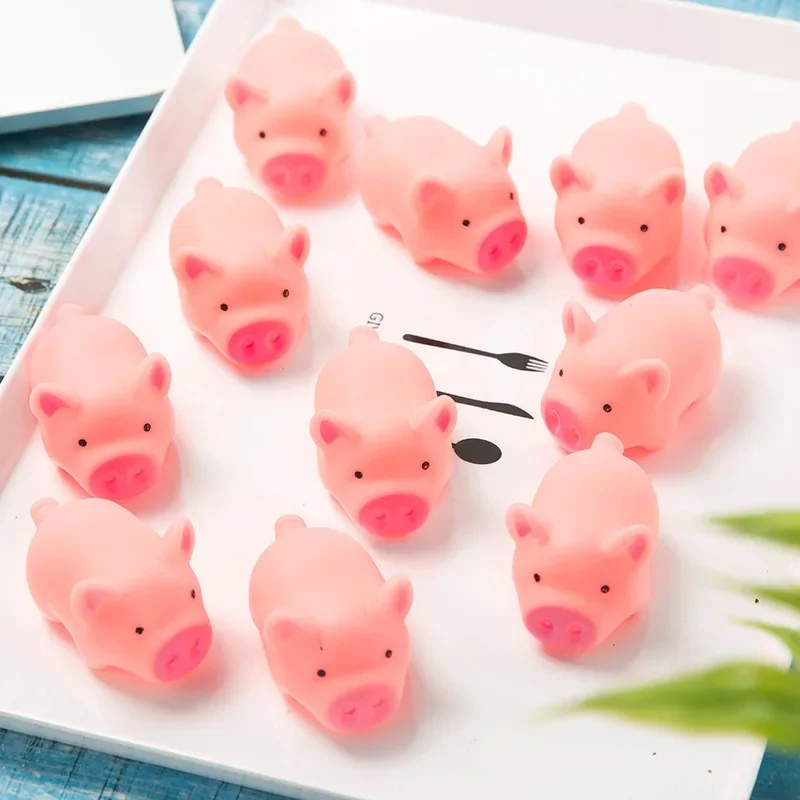 1PCS mini Rubber Pig Baby Bath Toys Pink Rubber Screaming Sound Piggie Party Favors for Kids