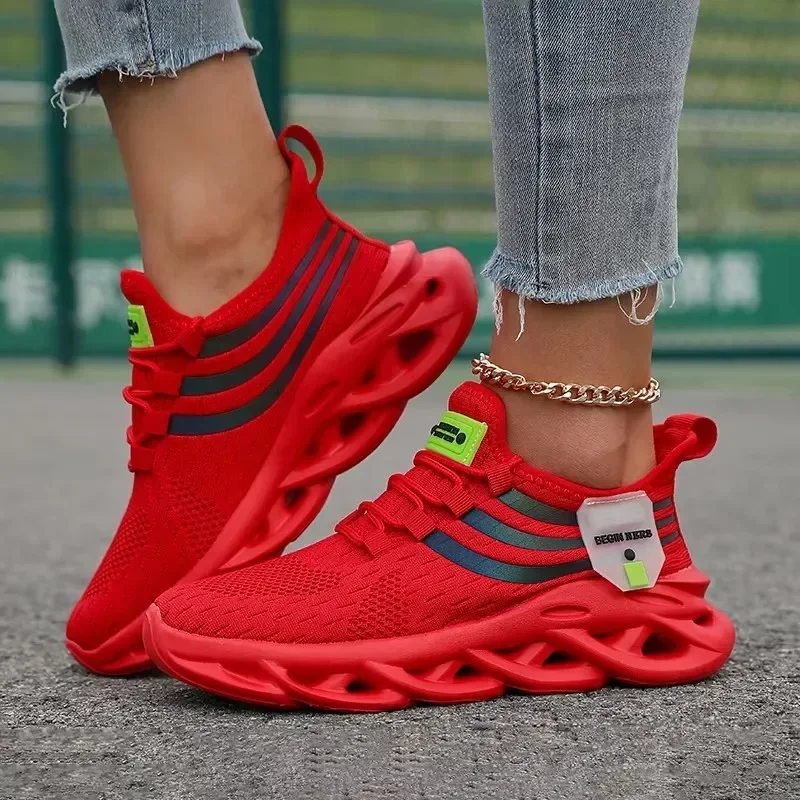 أحذية رياضية صيفية قابلة للتنفس للرجال والنساء أحذية زوجين غير رسمية ممتصة للصدمات وتخزين المؤقت والسفر والركض البطيء أحذية سميكة سوليد #1