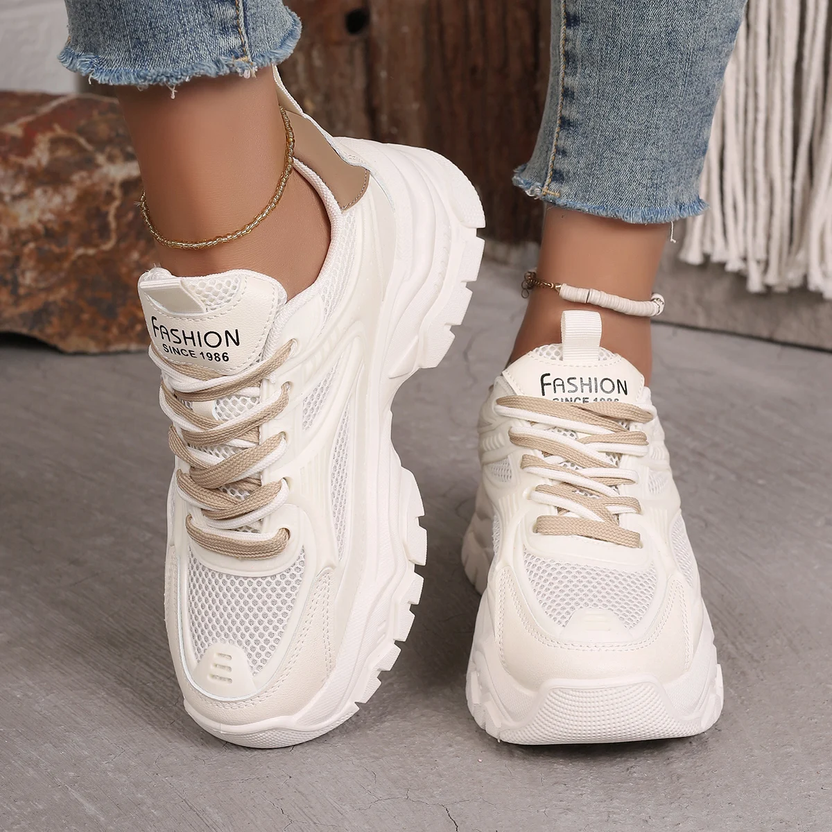 Wanita Sneakers Platform Fashion baru sepatu olahraga wanita musim panas kasual Sneakers Chunky wanita bernapas Mesh sepatu Platform