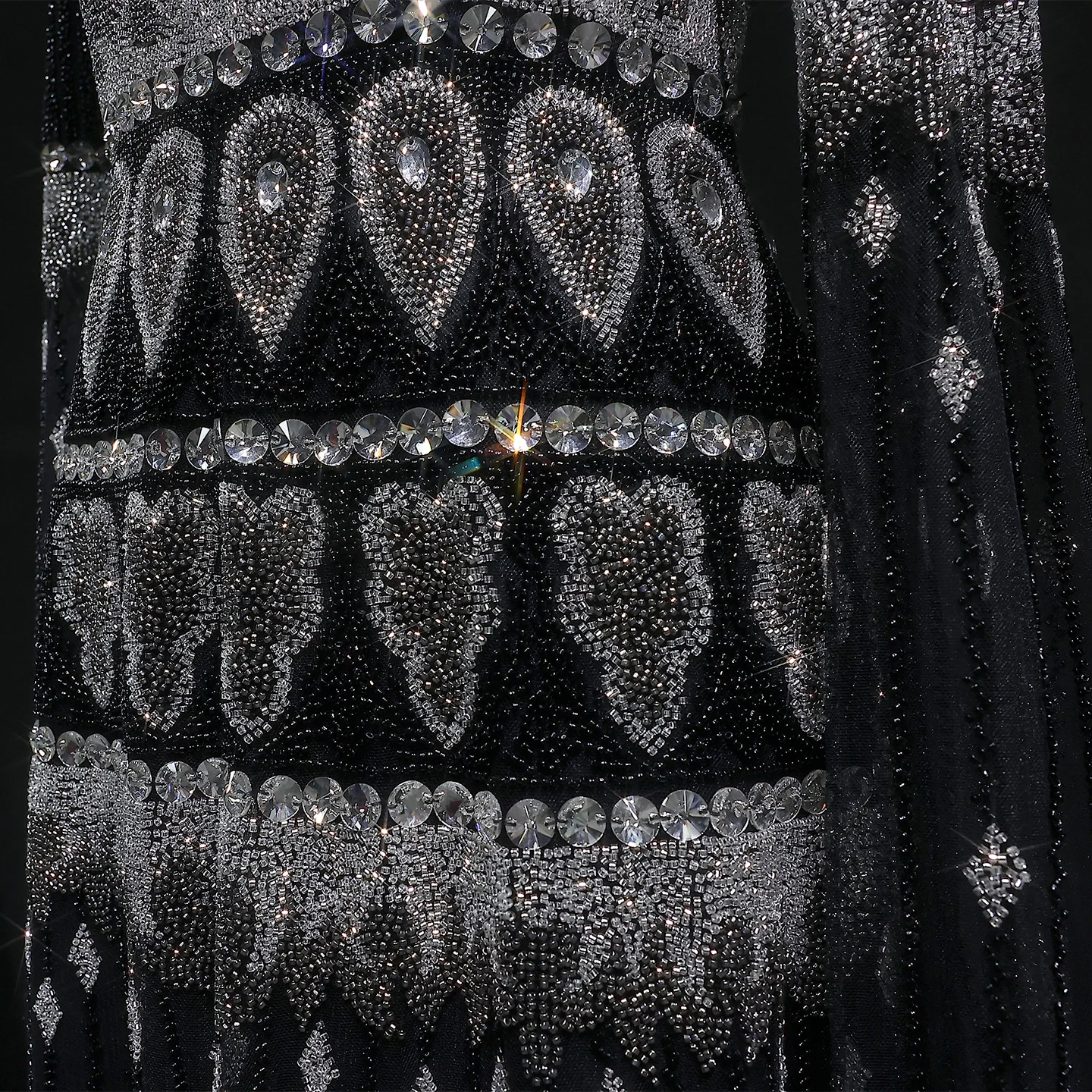 Sharon Said Dubai Luxus Übergröße Lila Abendkleid mit Cape-Ärmeln Hochwertig Perlenbestickt Saudi-Arabisches Damen-Partykleid SS009 Maßanfertigung – Detail 18