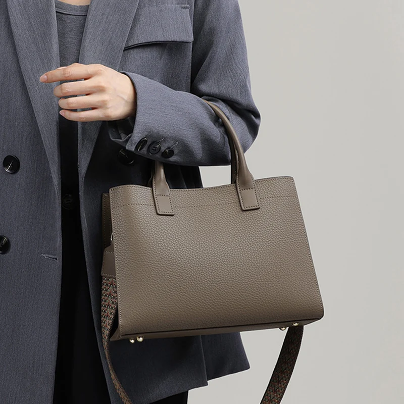 

Women New Premium Elegant Genuine Leather Tote Bag Lady Versatile Casual Shoulder Bag Female Large Capacity Daily Commute Bag