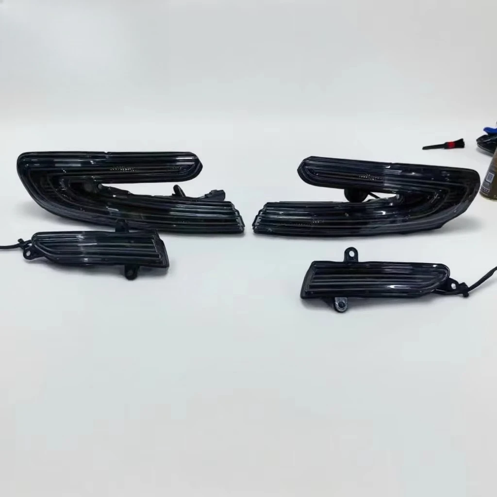 For Aston Martin DB11 Original Second-hand Taillight HY53-13405-AE HY53-138452-AC Original Equipment Manufacturer