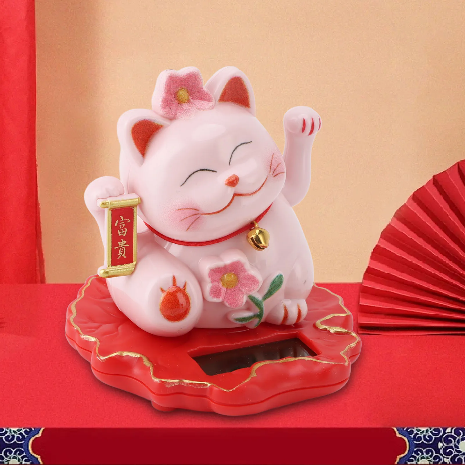 D5 Lucky Cat Waving Arm Ornament ABS Solar Powered Light Induction Wealth Welcoming Cat Car Decoration for Home Car Office Gifts