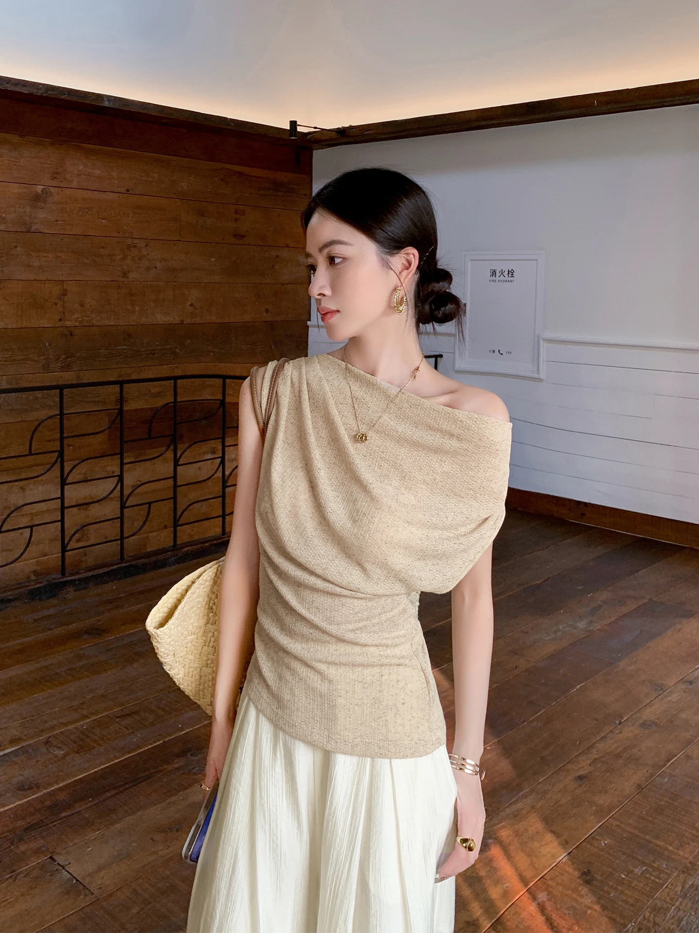 

Binguo винтажная женская футболка Slim Fit Milk Coffee ort Sve, новый летний удобный топ на одно плечо из нелона