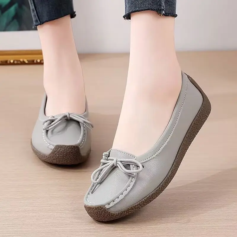 ‌Lightweight Soft Moccasins for Women - Leather Slip On Shoes with Rubber Sole Comfortable Indoor Outdoor All Seasons