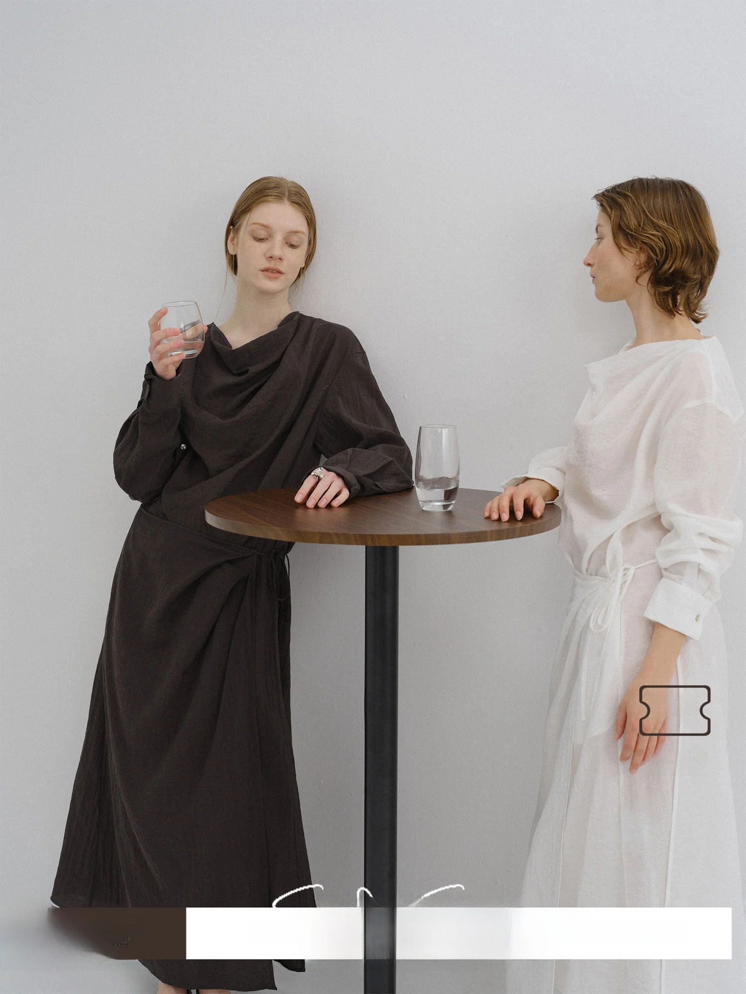 

Sonders Relaxing Linen Blend Long Sleeve Wrap Style Gown A-Line Silhouette Commute Friendly Simple Design Spring Collection