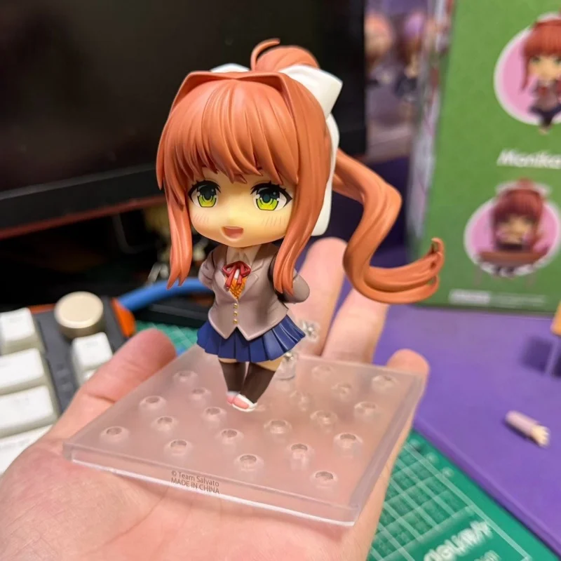 

Фигурки Doki Doki Literature Club: Моника, Сайори (Q-версия), подвижные коллекционные модели, украшение для рабочего стола, подарок на день рождения