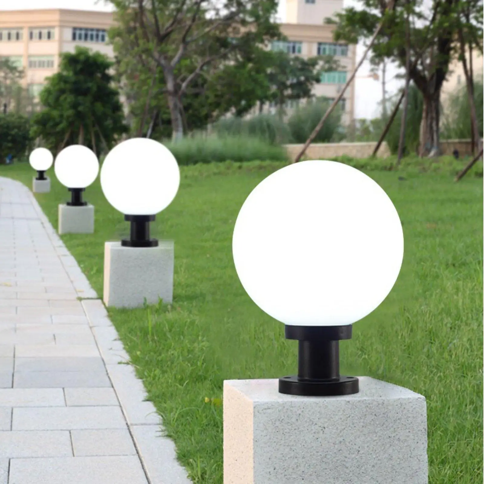 Dusk to Dawn Outdoor Illumination Lamp Spherical Solar Powered Post Lamp LED Waterproof for Yard Villa Pathway Lighting view 2