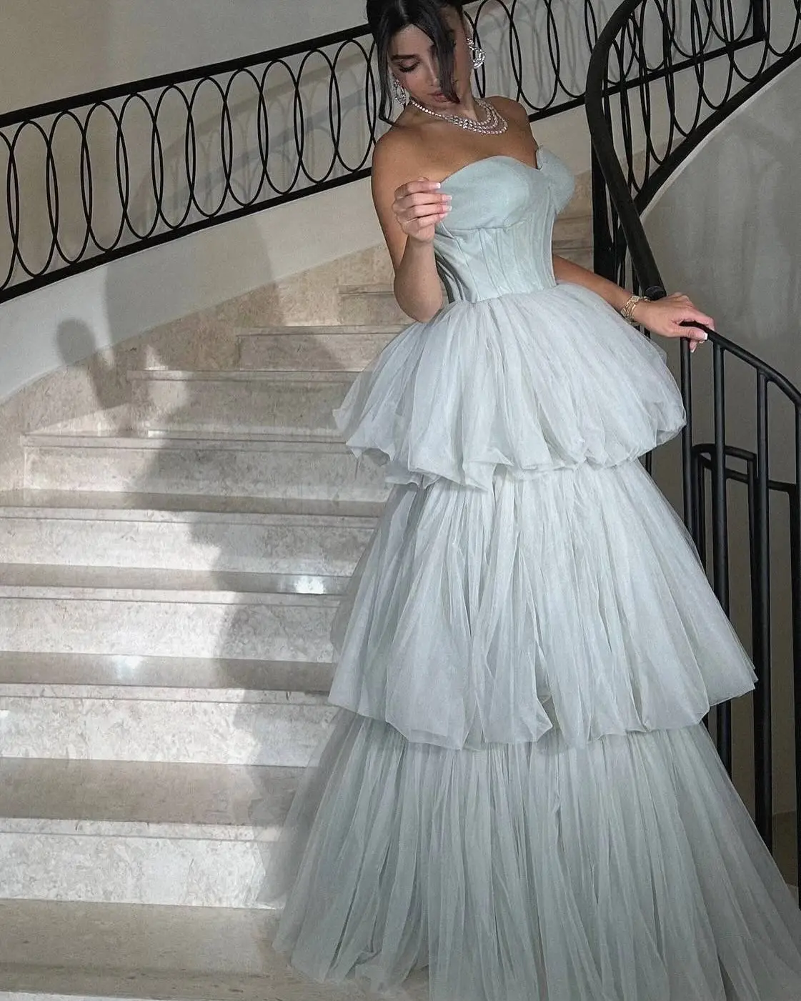 Vestidos de Noche de princesa, vestido de fiesta escalonado sin mangas con escote en forma de corazón, vestido de fiesta de cumpleaños para quinceañeras, batas de fiesta personalizadas