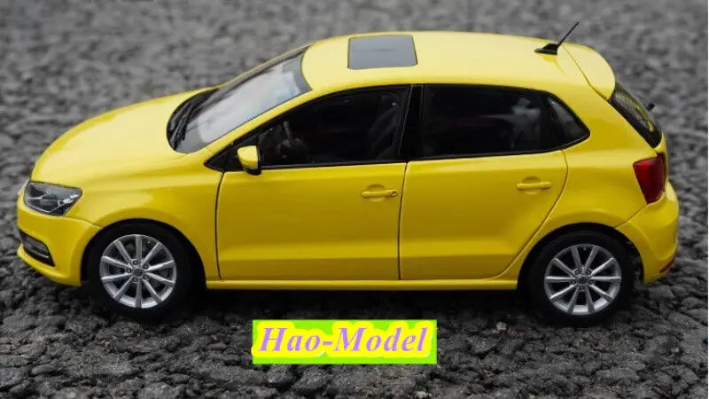 1/18 For Shanghai Volkswagen NEW POLO 2016 Alloy Diecast Model Car Boys Toys Kids Gifts Hobby Display Ornaments Collection Red