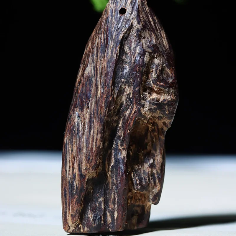 Mão esculpida Agarwood pingente para homens e mulheres, colar da marca Kyara, materiais antigos submersos, Vietnã, Nha Trang