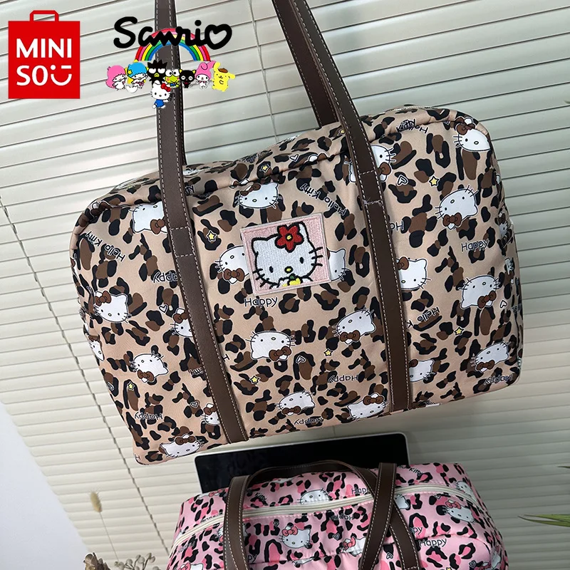 

HelloKitty New Boarding Travel Bag Fashionable High Quality Waterproof Travel Bag Versatile Large Capacity Family Storage Bag