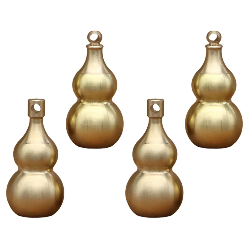 

4pcs Bag nament Retro Style Brass Pendant Multipurpose Key Chain Key Pendant Decorative Bag Charm Women Men