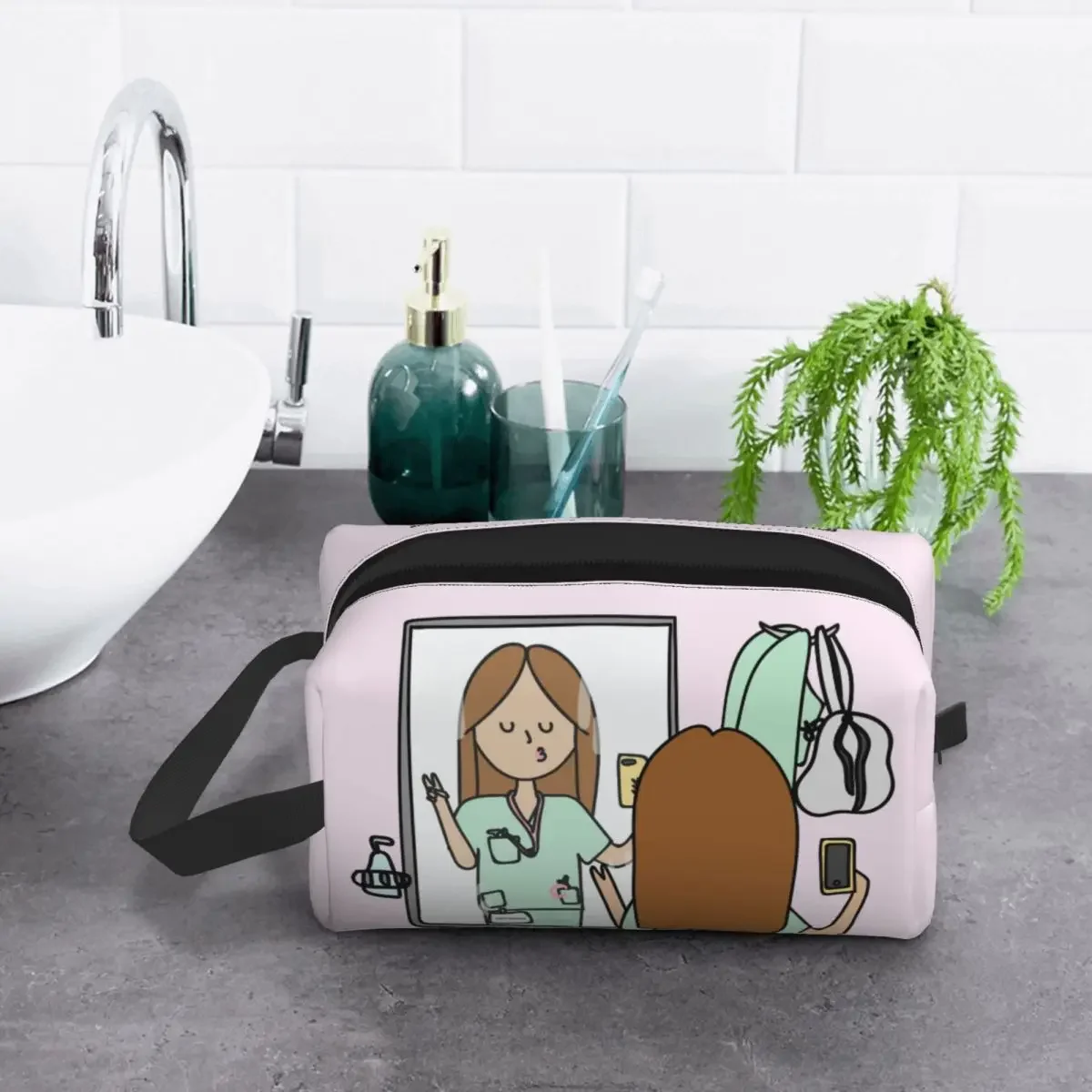 Borsa da toilette personalizzata per infermiera divertente Donna Assistenza sanitaria Medici infermieristici Organizzatore di trucchi cosmetici