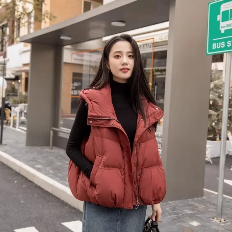 2024 new Korean version loose slimming hooded white duck down commuting style loose silhouette vest jacket of high quality