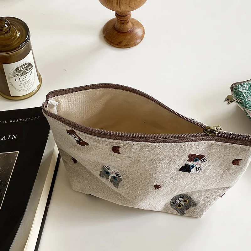 Women's Bag Portable Cartoon Coin InS-style Embroidered Makeup Bag Green Color Simple For Girls Purse Hand-held Bag Storage Bag