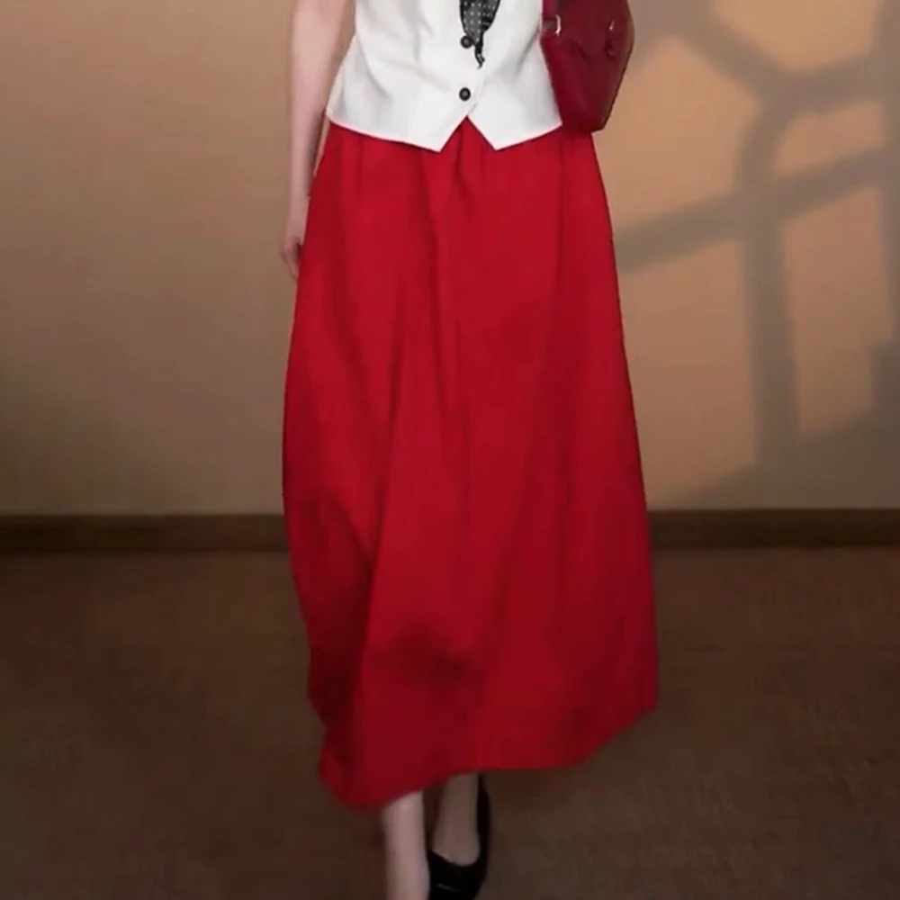 Large size 2025 temperament red skirt French retro summer thin high waist loose and thin versatile skirt
