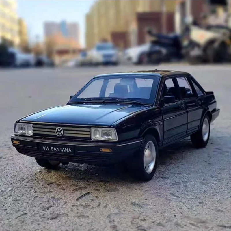 1:24 Volkswagen SANTANA Retro รถจําลองเสียงและแสงดึงกลับ Collectvie Diecast ของเล่นตกแต่งรถ C318