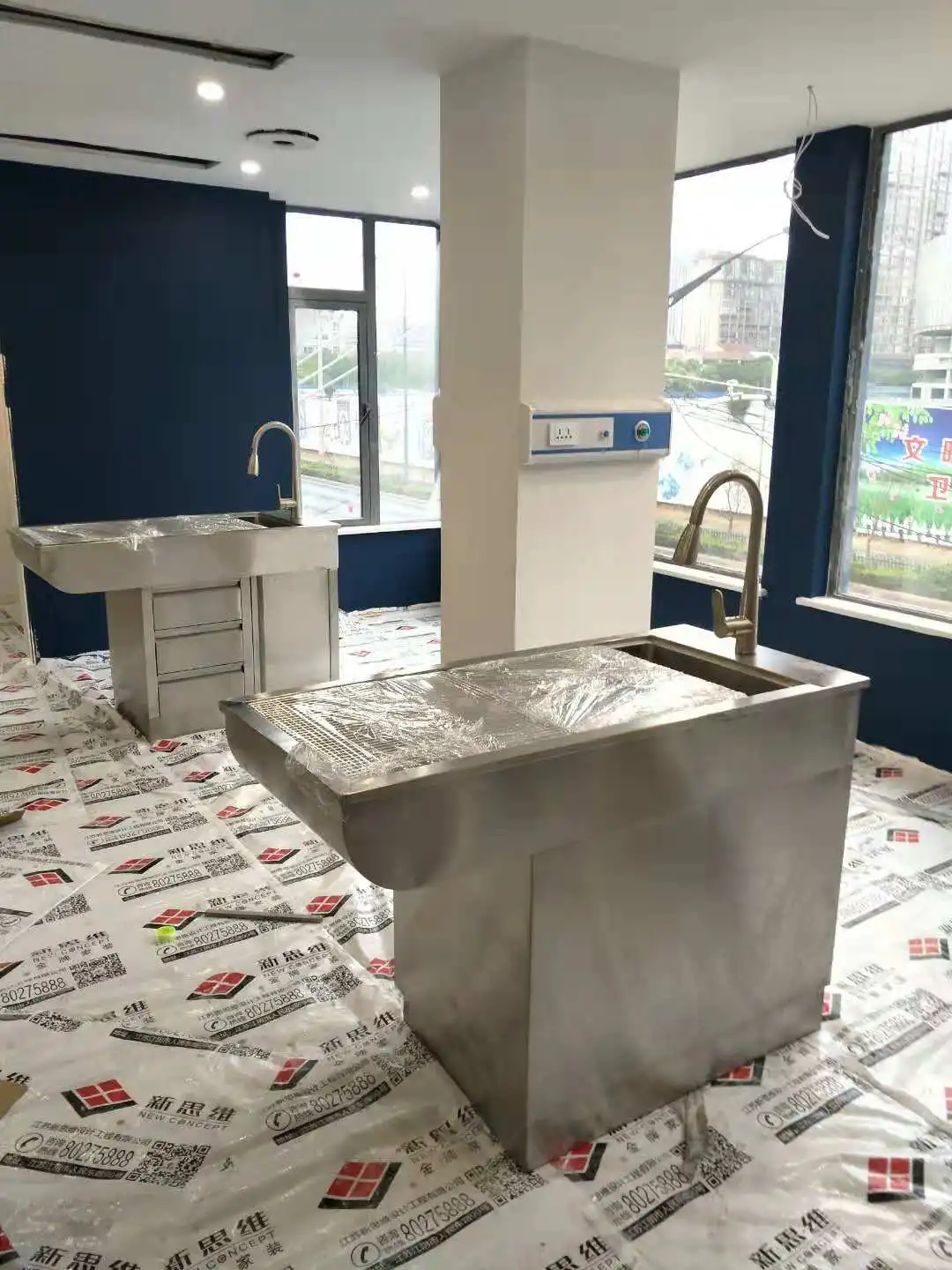 طاولة التخلص من الفولاذ المقاوم للصدأ، طاولة التخلص من الحيوانات الأليفة متعددة الوظائف، جميعها 304 مع صنبور سحب، شنغهاي دينغوا #3