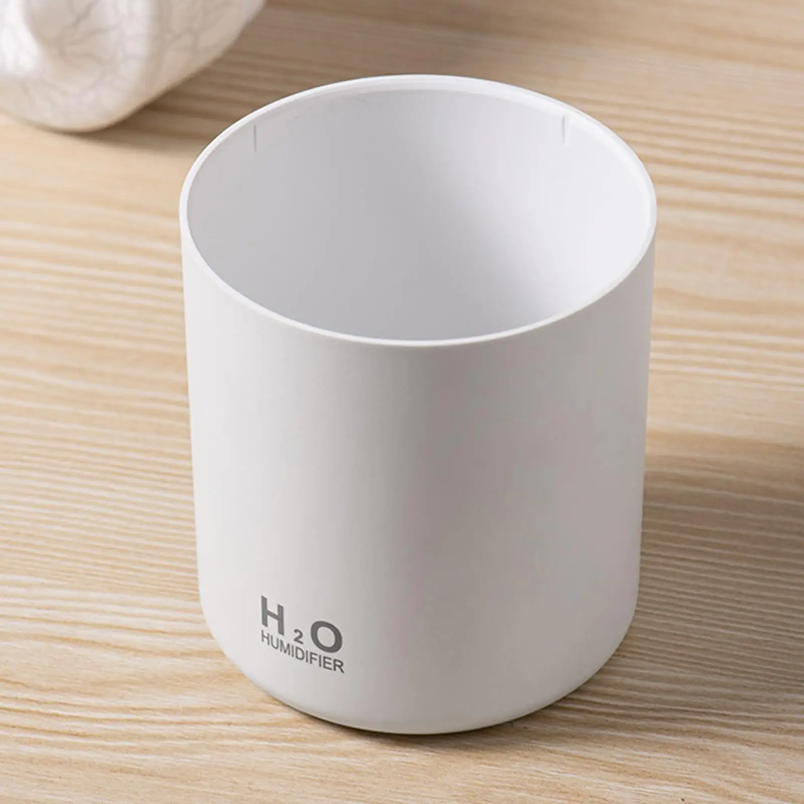 Mini 300ML USB Humidifier Cool Mist Air Portable for Bedroom Home Office Car Nursery with Night Light Silent Operation Compact