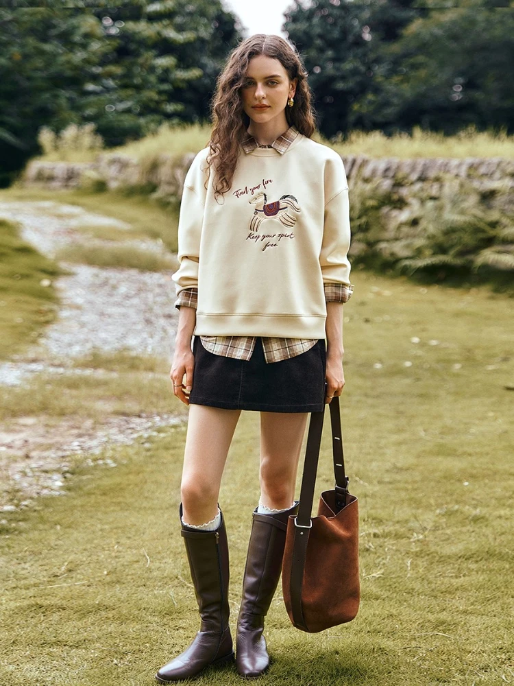 OLrain Women Sweatshirts Autumn 2025 New American Style Casual Loose Pullover Embroidered O-neck Knitted Tops Female O57QR001315