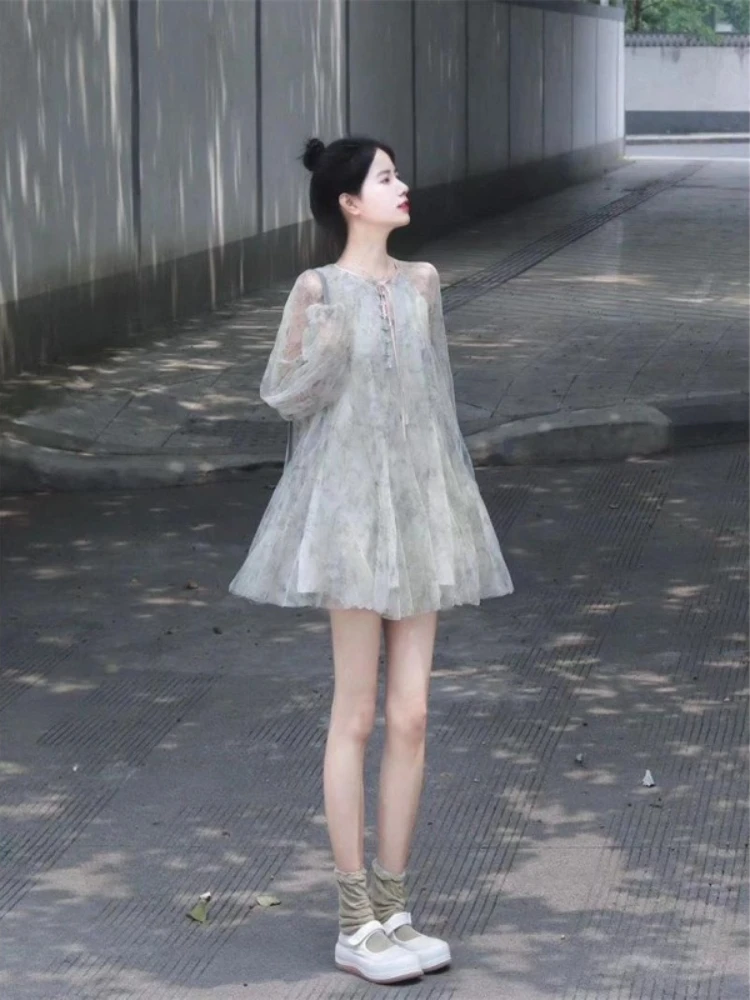 ชุดเดรสสีม่วงสไตล์จีนแบบโปร่งใสหลวมคอกลมแขนยาวมินิเดรสต้นฤดูใบไม้ร่วงชุดเดรสสไตล์นางฟ้าที่ไม่ซ้ำใคร