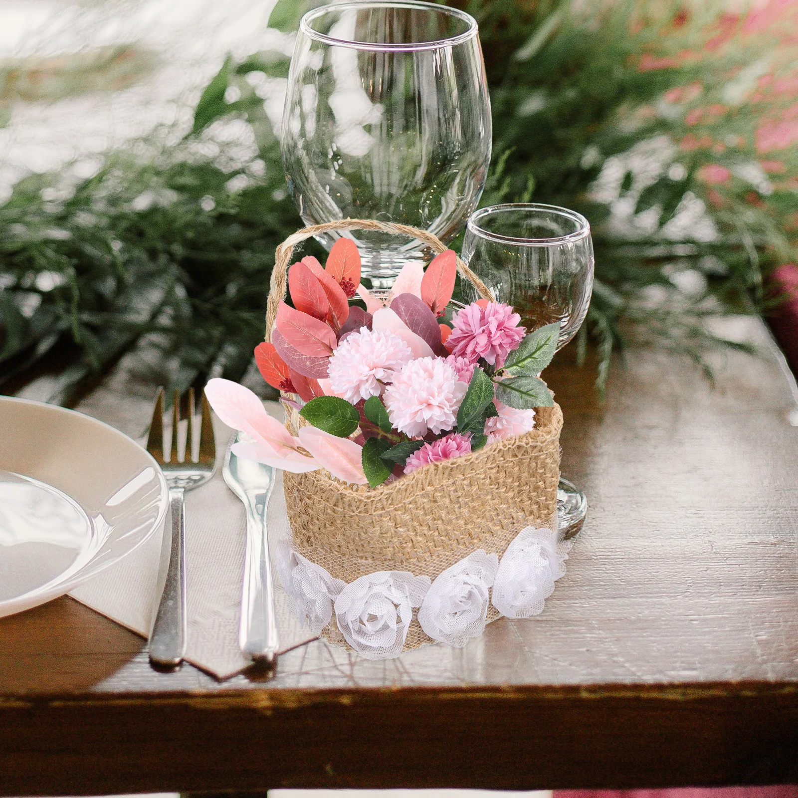 

4Pcs Wedding Decorative Bags Linen Storage Basket for Flower Petals Candy Holders Mini Bridal Party Favor Baskets Ceremony