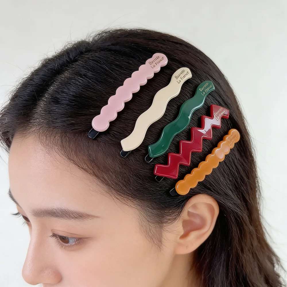 

Wholesale Cute Candy Colored Wavy Bangs, New Macaron Acetate Hair Clips, Girls' Makeup Styling Hair Clips, Hair Accessories