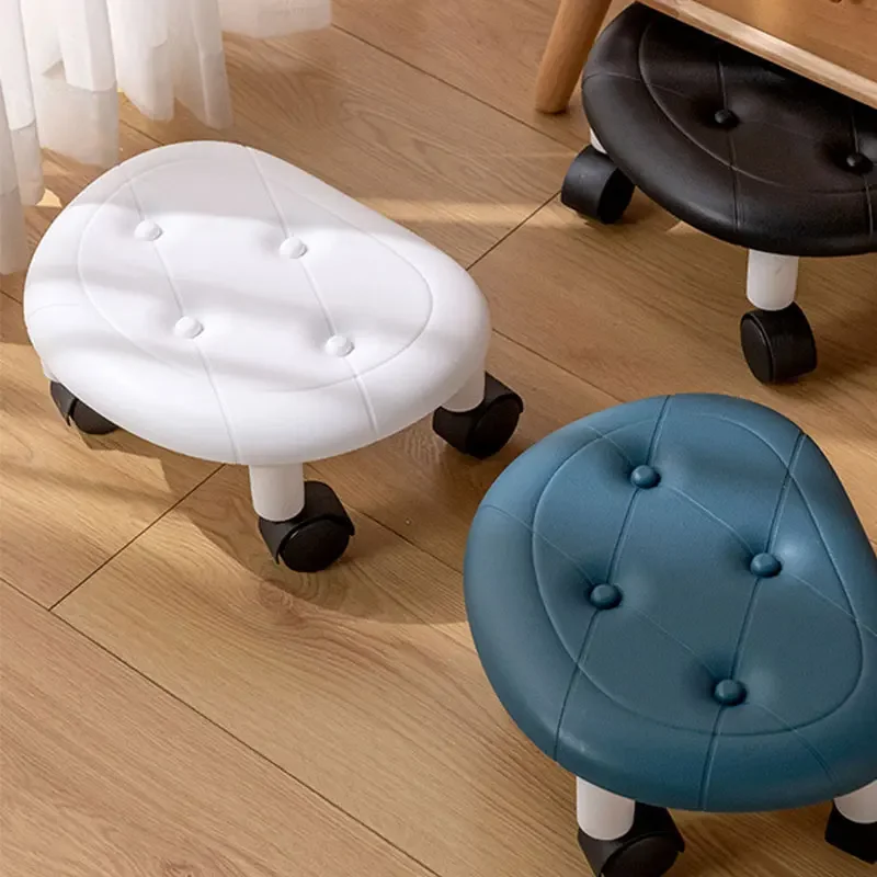 

Movable Living Room Low Stool Silent Universal Wheel 360° Rotating Seat Outdoor Camping Picnic Plastic Portable Chair Children