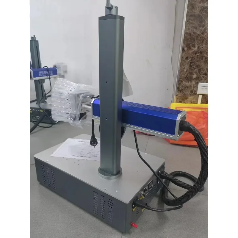 

Portable 20W 30W Mini Desktop Fiber La ser Marking Machine for Metal Card PC Access Control Manufactured with Durable Metal